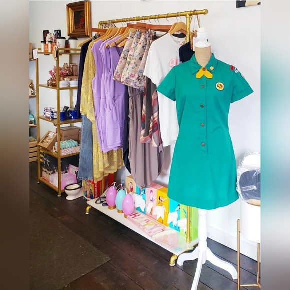 1970's Girl Scout Uniform - Picture 1 of 7